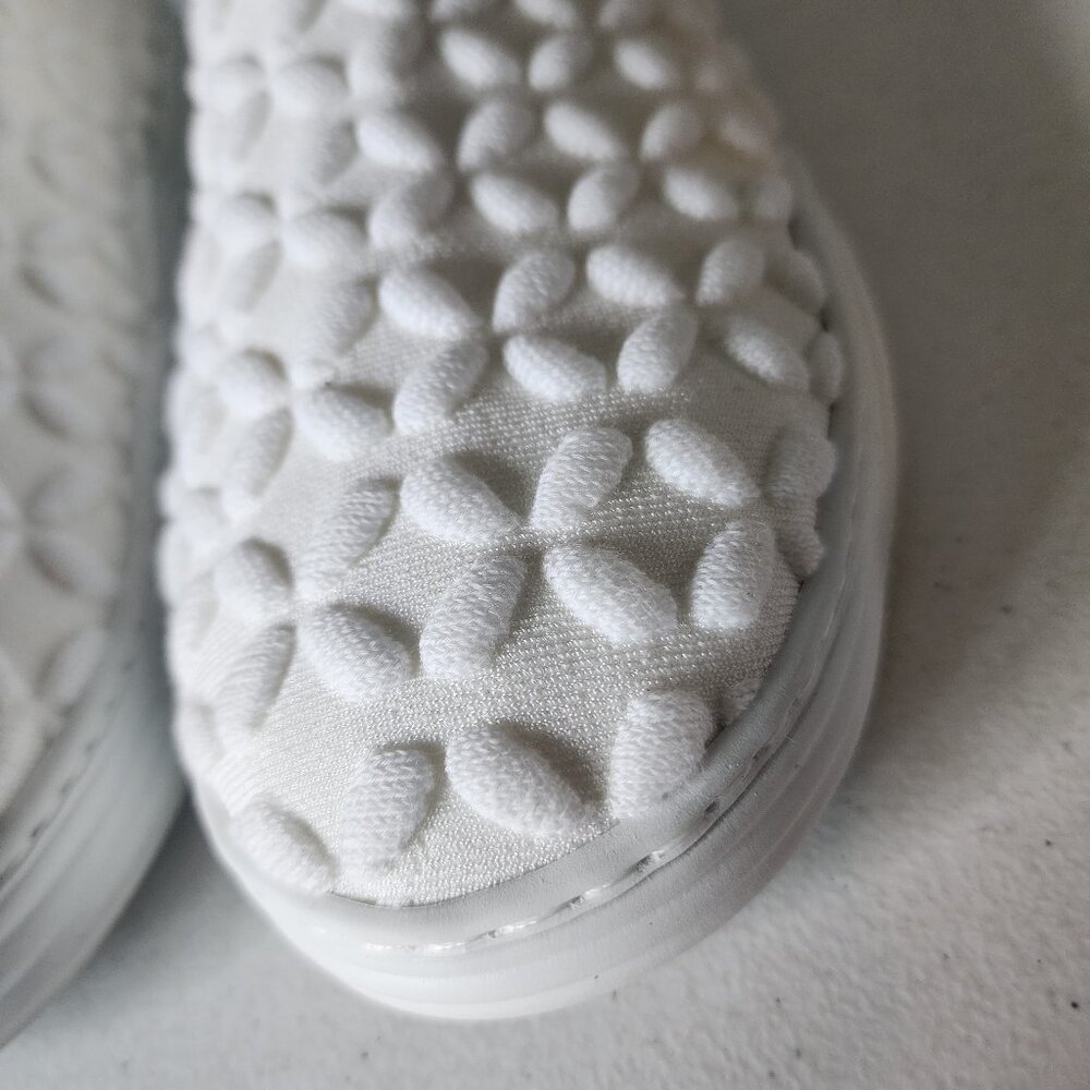 Alaia Knit Sneaker "EUC" - Picture 14 of 16